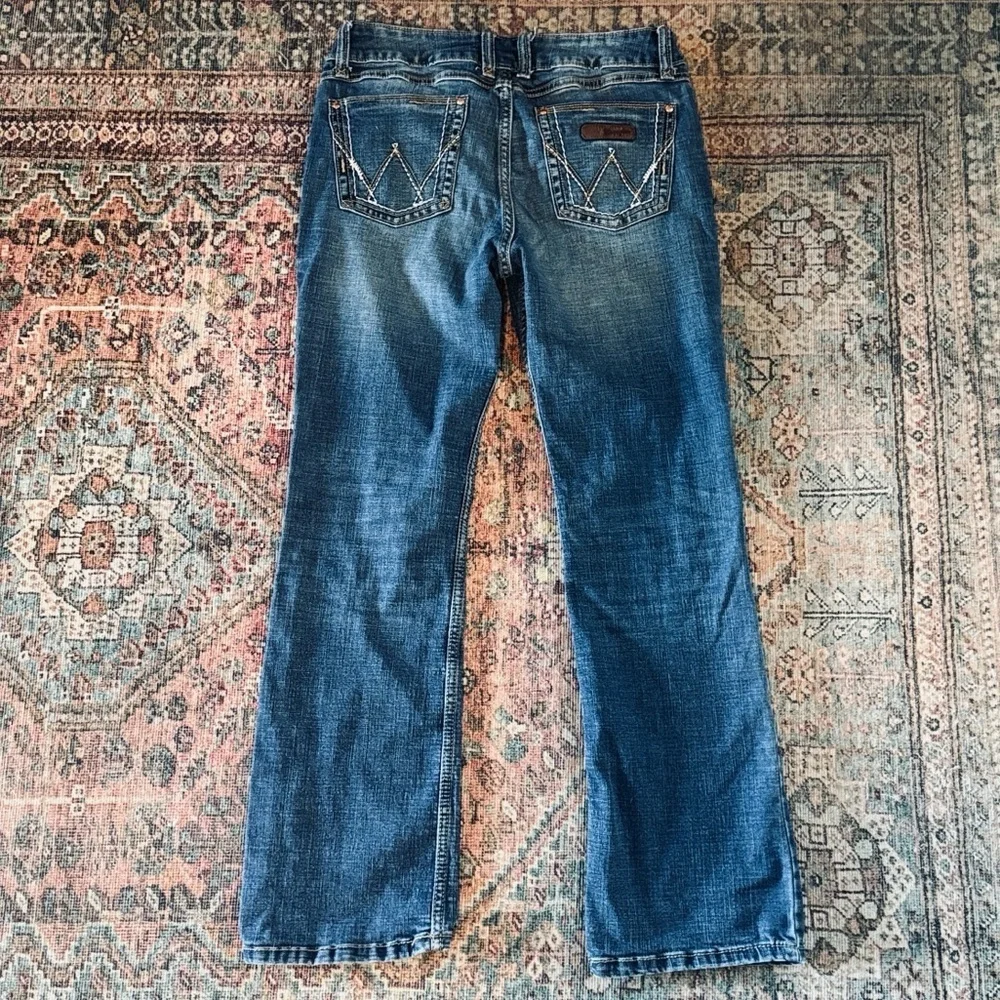 Wrangler Retro Mae Mid-rise Bootcut Jeans Size 11 - Picture 8 of 10